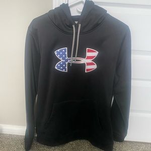 Under Armour hoodie size medium